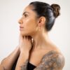 ORECCHINI A CERCHIO CON DUE PALLINE PENDENTE - immagine 2
