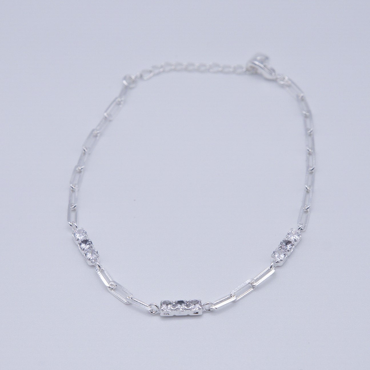 BRACCIALE A MAGLIE CON PUNTI LUCE