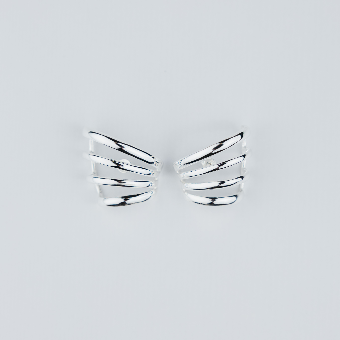 ORECCHINI A QUATTRO FILI LISCI