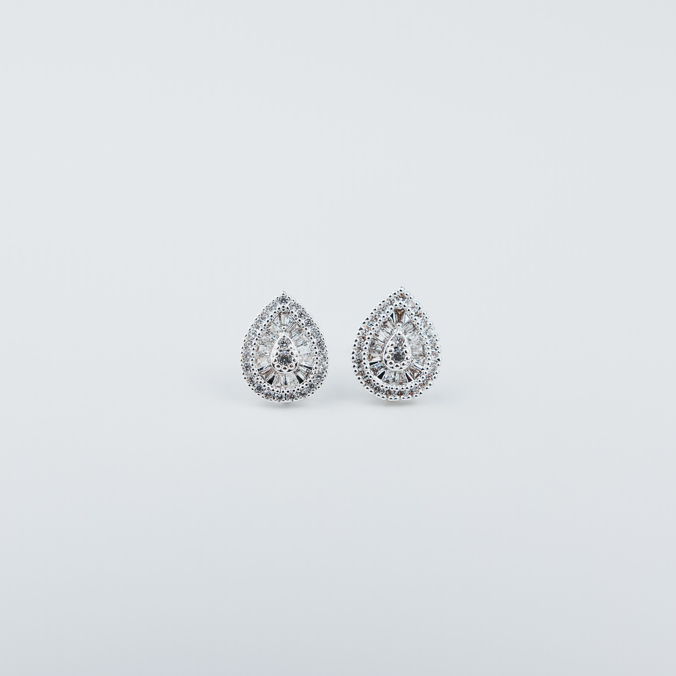 ORECCHINI A GOCCIA PICCOLI CON CRISTALLI