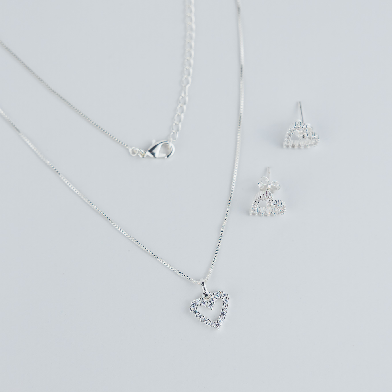 SET COLLANA E ORECCHINI A CUORE CON CRISTALLI