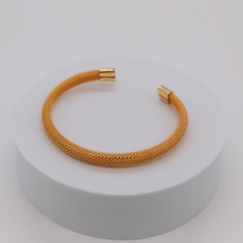 BRACCIALE CON FILI INTRECCIATI