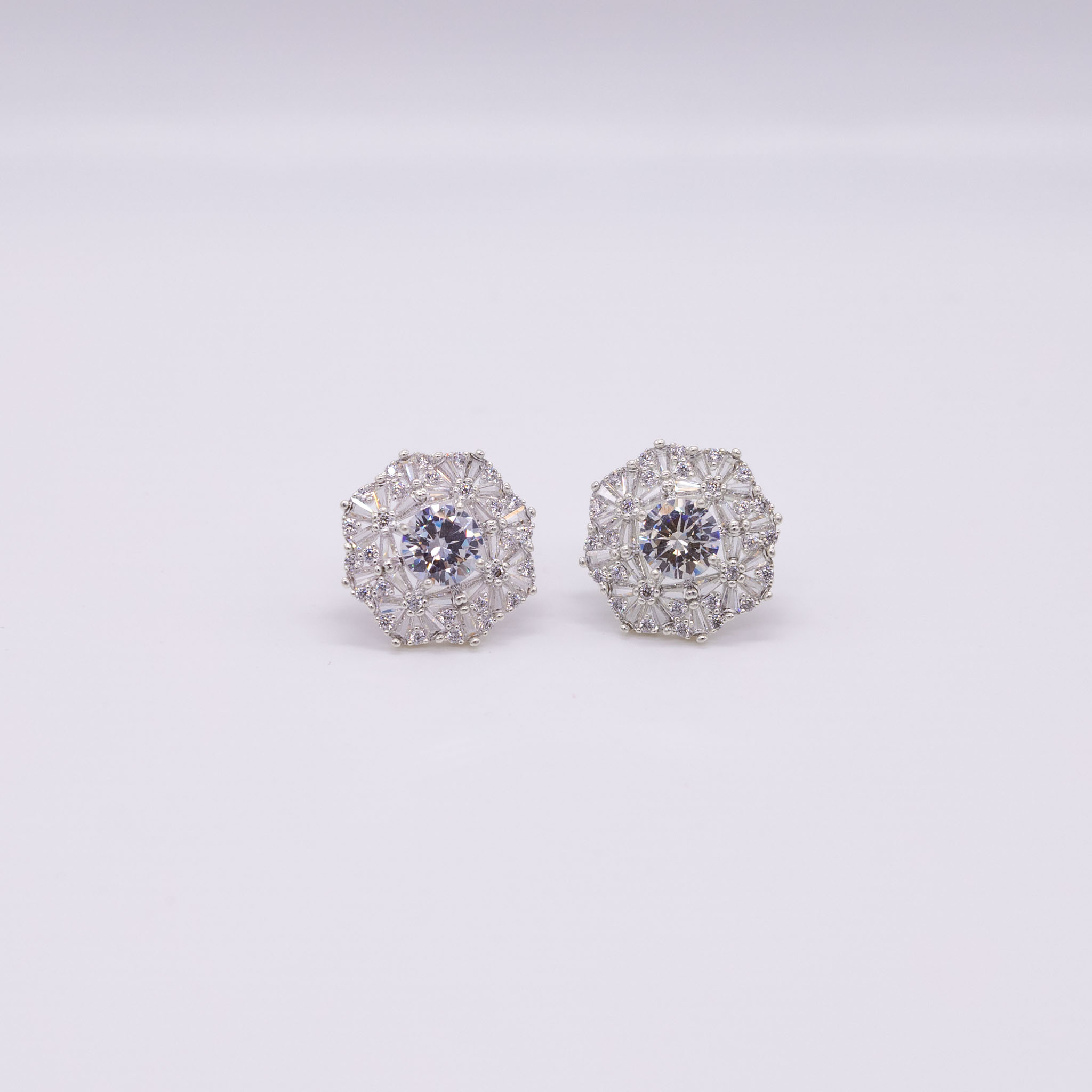 ORECCHINI A FIORE CON PIETRE CRISTALLO