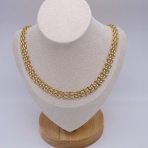 COLLANA CON PIASTRA SPESSA LISCIA E DETTAGLIATA