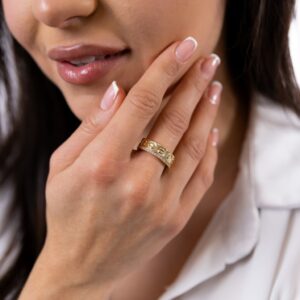 ANELLO STILE CARTIER CON ZIRCONIA